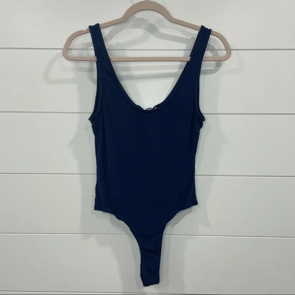 4SI3NNA Lace Up Bodysuit in Navy Blue Size Large - Picture 8 of 13